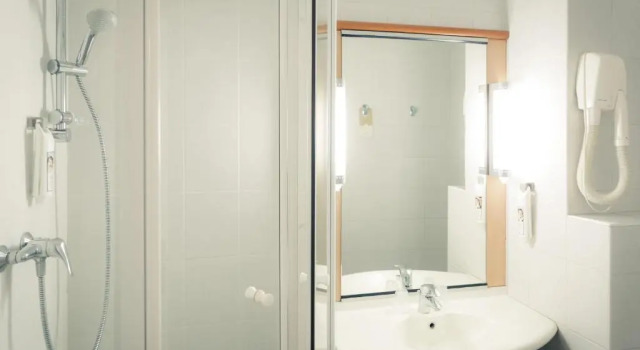 Двухместный номер Standard ibis Tours Centre Gare