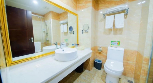 Juntang Lizhi Hotel, Prenota Hotel Huanggang 