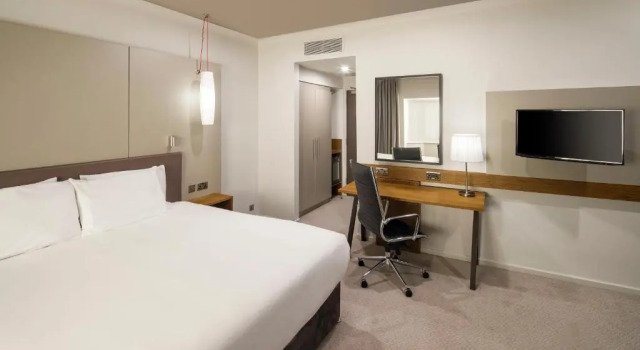 Двухместный номер Premium Crowne Plaza Solihull by IHG