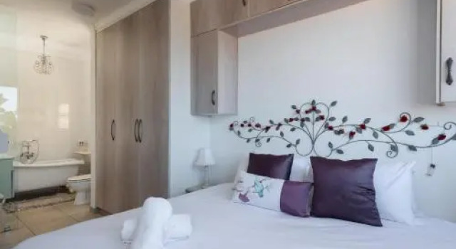 Chaka Sands 10, Забронировать Отель Умхлали 