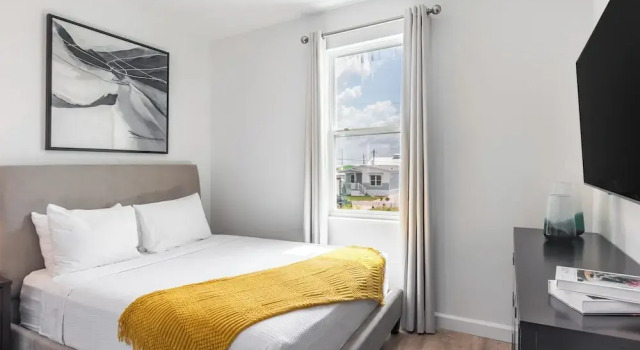 Radiant Realm - Avantstay 30mins to Disney + Private Pool, Забронировать Дом для отпуска Виллы Давенпорт, Вилла
