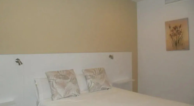 Hotel  Doña Aldonza, Забронировать Отель Отели Cordoba Province с бассейном, Бассейн