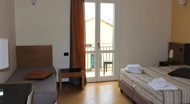 Трёхместный номер Standard Cerri Hotel