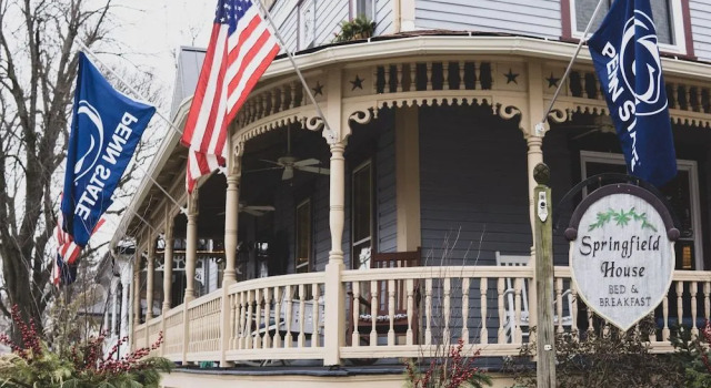 Springfield House B&B, Buchen Sie Bed & Breakfast Boalsburg Pennsylvania