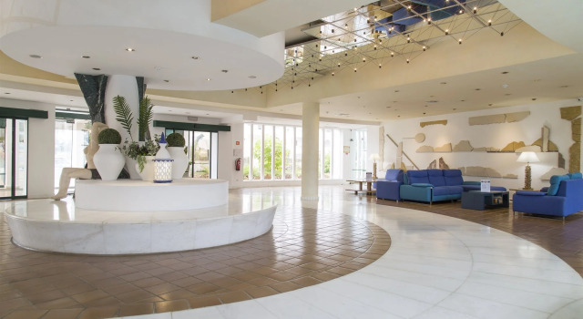 Ondamar Hotel Apartamentos, Rezerwuj Hotel Hotele w Algarve z parkingiem, Parking