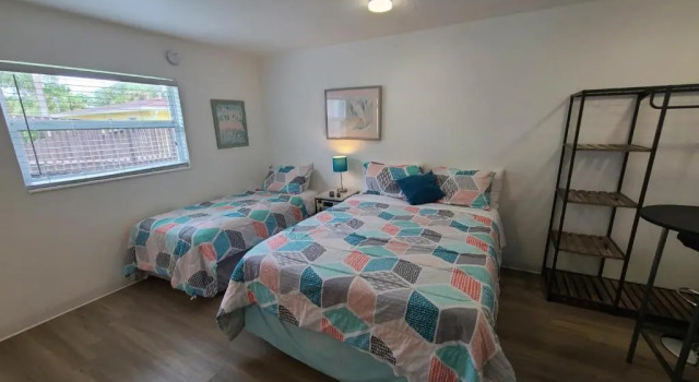 Семейная студия Sun Island Motel