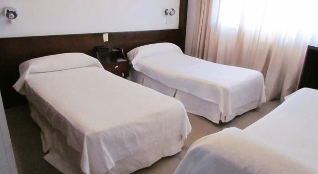 Hotel Embajador, Забронировать Отель Отели в центре Гуалегуайчу с завтраком, отели в центре Гуалегуайчу с завтраком
