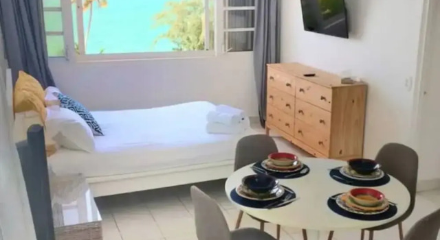 Isla Verde Beach Studio Ocean Ft Parking, Rezervovat Hotel Hotely v Carolina s bazénem, Bazén