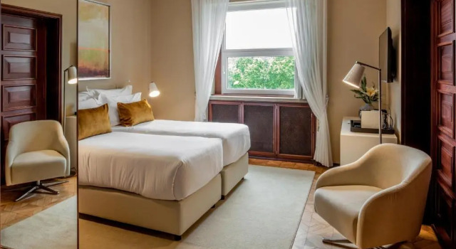 Двухместный номер Deluxe Luzeiros Suites
