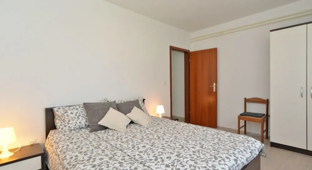 Apartment 628