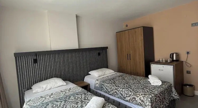 Premium dwuosobowy rodzinny pokój z widokiem na ulicę D' Premium