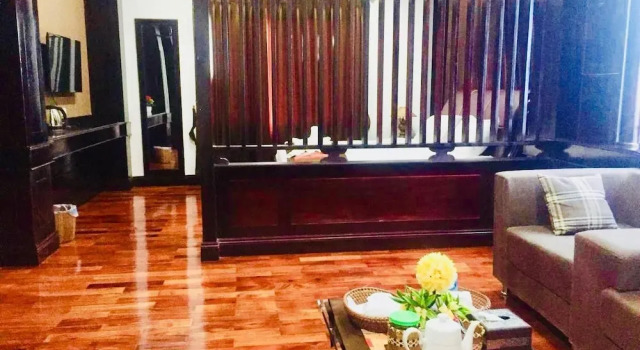 Люкс Premium с балконом Favanhmai Hotel