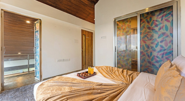 Alaya Stays Gauri Villa 3BHK With Pool, Réserver Villa Igatpuri 