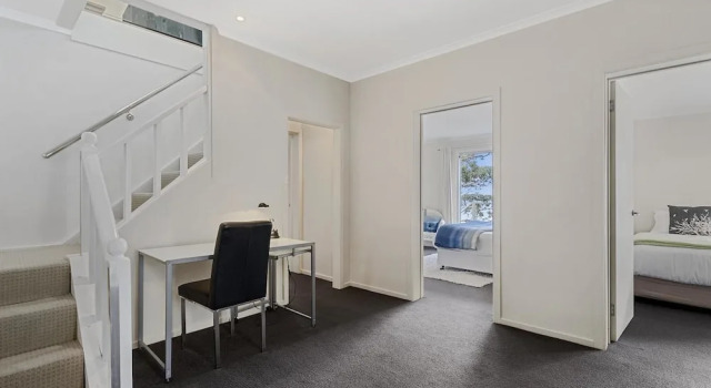 Hidden Bay - 5 BR luxury waterfront, Buchen Sie Hotel West Hobart Tasmanien