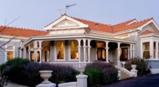 McHardy Lodge, Забронировать Отель Отели Нейпир с бассейном, Бассейн