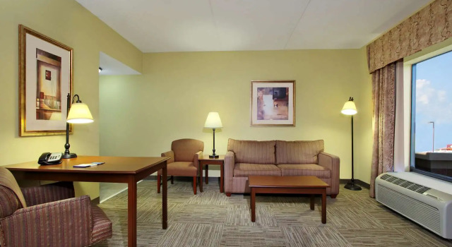 Студия Hampton Inn & Suites Madisonville