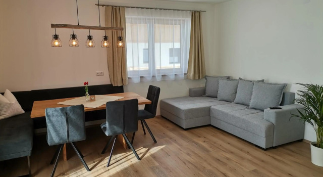 Apart Leibrecht, Rezerwuj Hotel Hotele w Tyrol z parkingiem, Parking