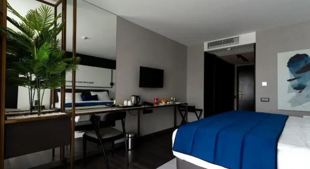 Luxury dwuosobowy pokój i balkonem i z widokiem na miasto Hotel Bonvie