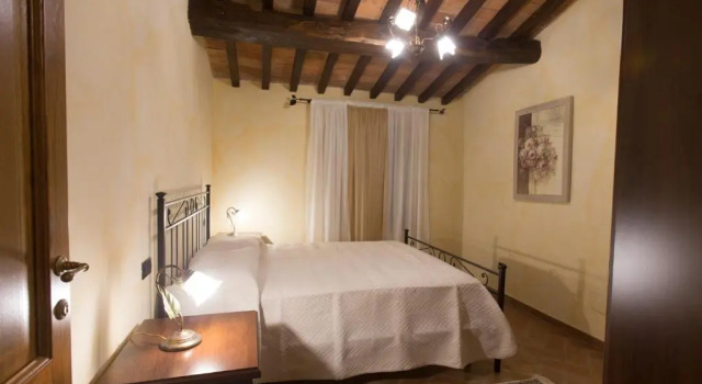 Borgo dei Gigli, Varaa Hotelli Lamporecchio Toscana