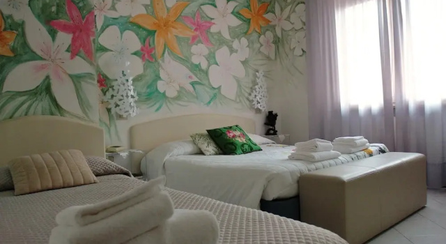 Трёхместный номер Standard Hotel Julia