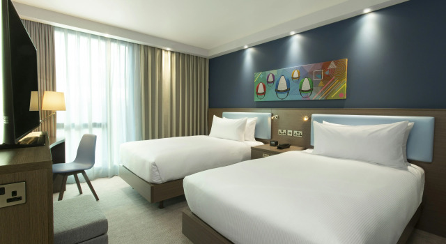 Hampton by Hilton Hamilton Park