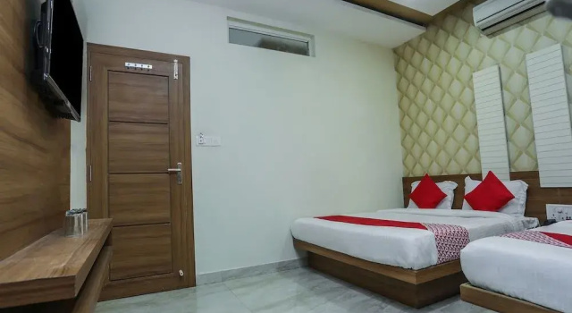 Hotel Shri Hari By OYO Rooms