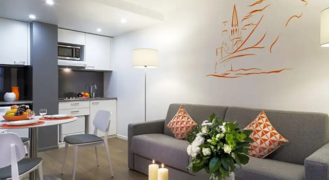 Апартаменты Standard Citadines Presquîle Lyon
