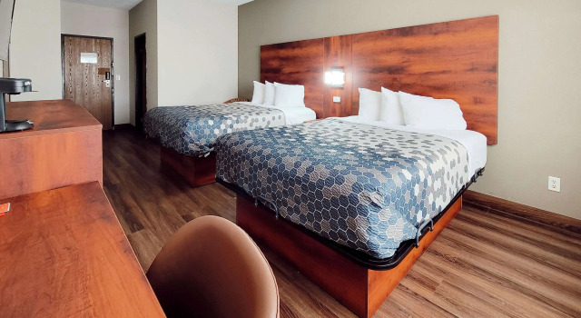 Четырёхместный номер Standard Econo Lodge Fargo - West Acres