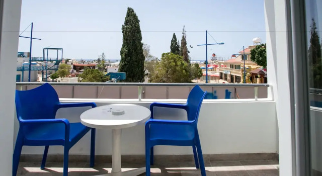 Sea CleoNapa Hotel and Annex, Забронировать Отель Отели Айия-Напа с парковкой, Парковка