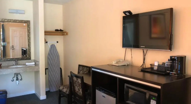 Четырёхместный номер Standard Arroyo Village Inn