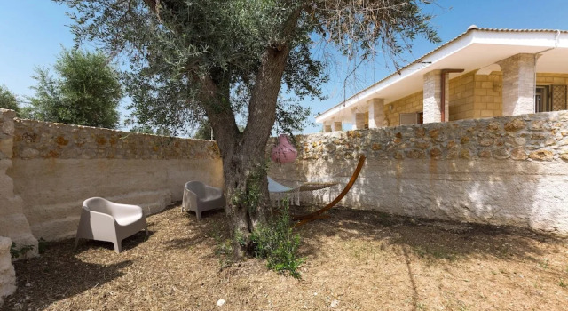 2076 Villa Artesole by Perle di Puglia, Book Villa Sommerhuse i Oria, Hytte