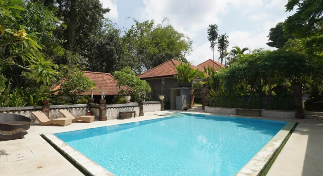 Люкс OYO 1840 Kubu Ubud Hotel