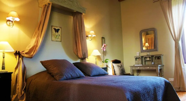 Gîtes du Presbytère, Buchen Sie Hotel Hotels in Laguepie mit Parkplatz, Parkplätze