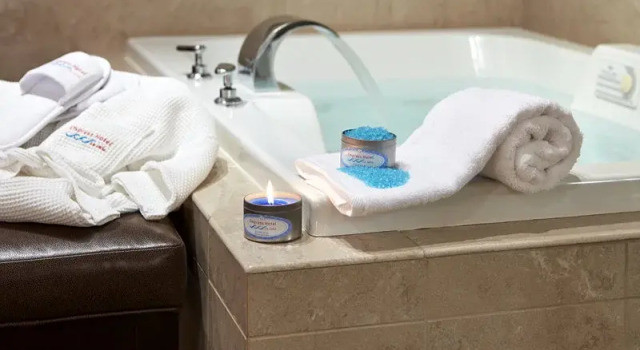 White House Inn, Varaa Hotelli  