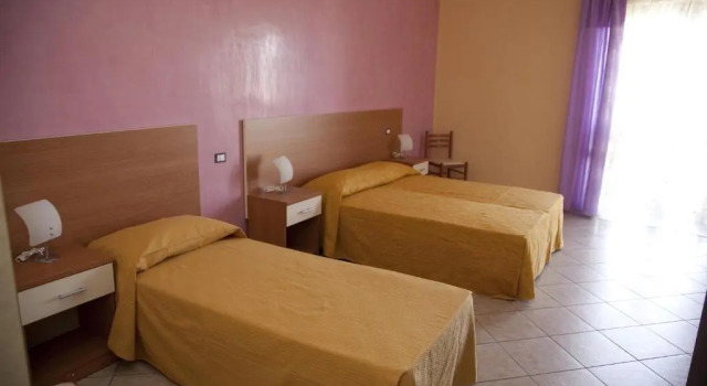 il portico dei normanni, Забронировать Отель Отели Бутера 3 звезды, 3*