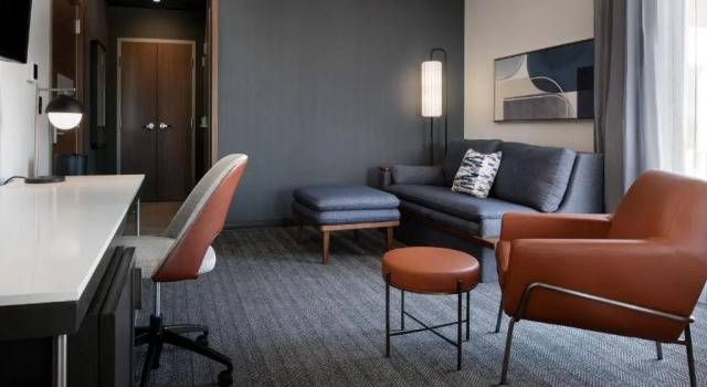 Четырёхместный люкс Executive Courtyard by Marriott Fresno Clovis