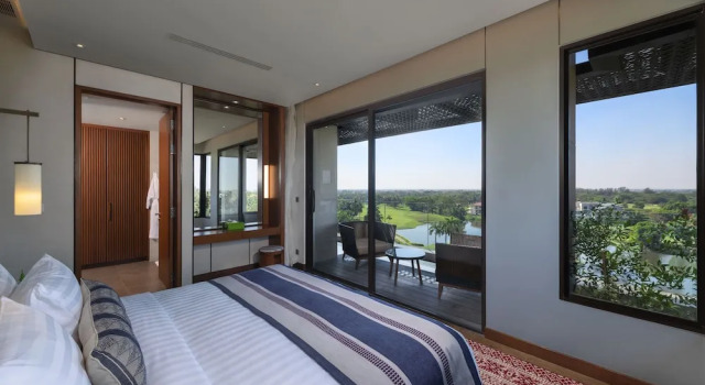 Люкс Awei Metta Yangon