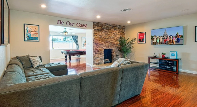 Babes in Toyland - 3 Br Home