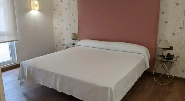 Двухместный полулюкс Standard Hotel Arias Aeropuerto