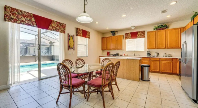 Коттедж Lanai & Game Room: Vacation Home in Davenport