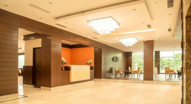 Hotel Mint Select Noida, Забронировать Отель Отели Дели 3 звезды, 3*