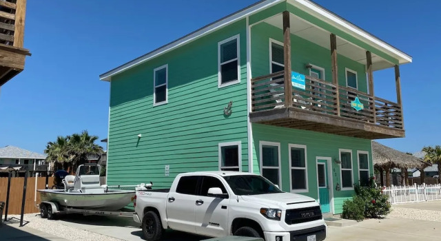 Feelin Tip-Sea 4Br Home