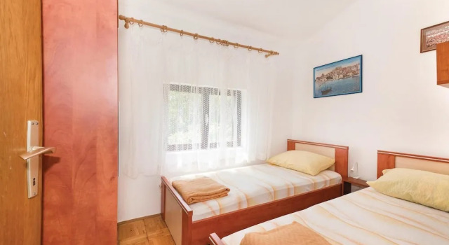 Awesome Home in Jadrija With Wifi and 2 Bedrooms, Rezervovat Hotel Jadrija Šibenik