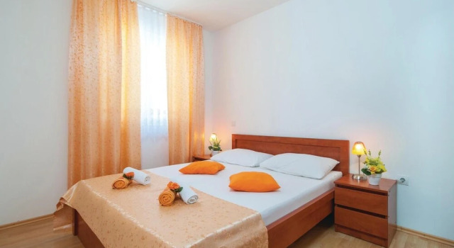 Nice Apartment in Supetar With 1 Bedrooms and Wifi