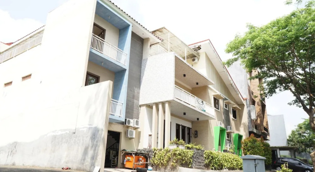 OYO 92863 Hotel Blessing