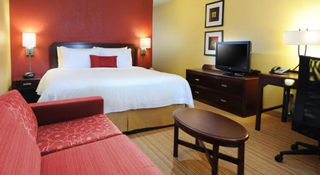Номер Standard Courtyard by Marriott Houston Hobby Airport