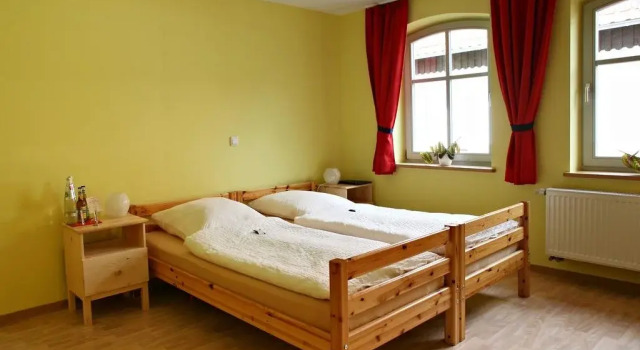 Wirtshaus Ziegelhof, Book Hotel Poppenhausen 