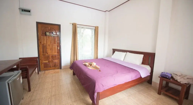 Mountain View House, Rezervovat Hotel Hotely v Central Thailand s parkováním, Parkování