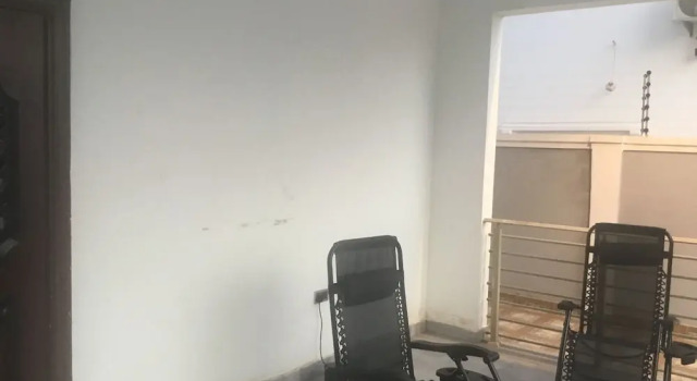 1 Bed Apartment Sleeps 2 - Parking, Garden, Wifi, Rezervasyon Daire Adenta Tema