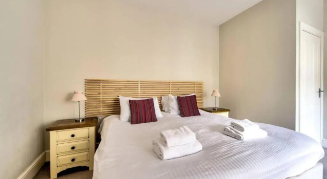Апартаменты JOIVY Great Location - Lovely Rose St Apt in City Centre